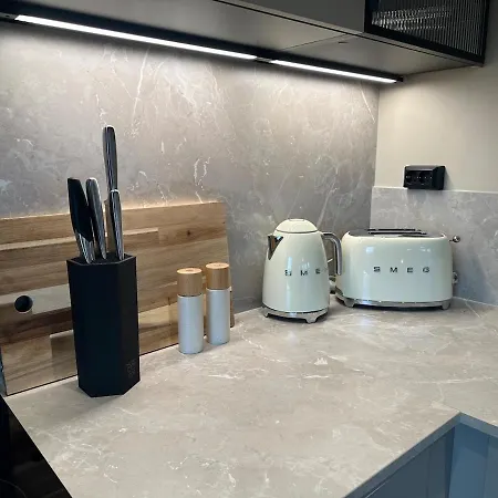 Delicate And New In Quiet Surroundings *